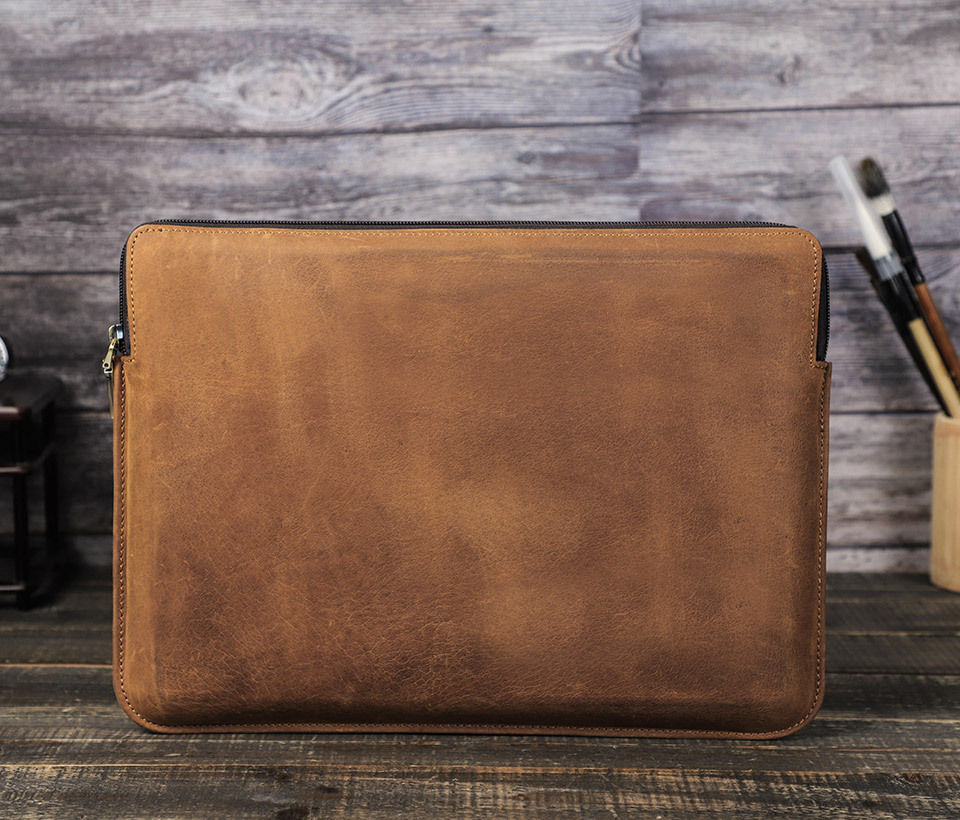 パソコンケース 本革仕上げの多機能ポケット付きパソコンケース