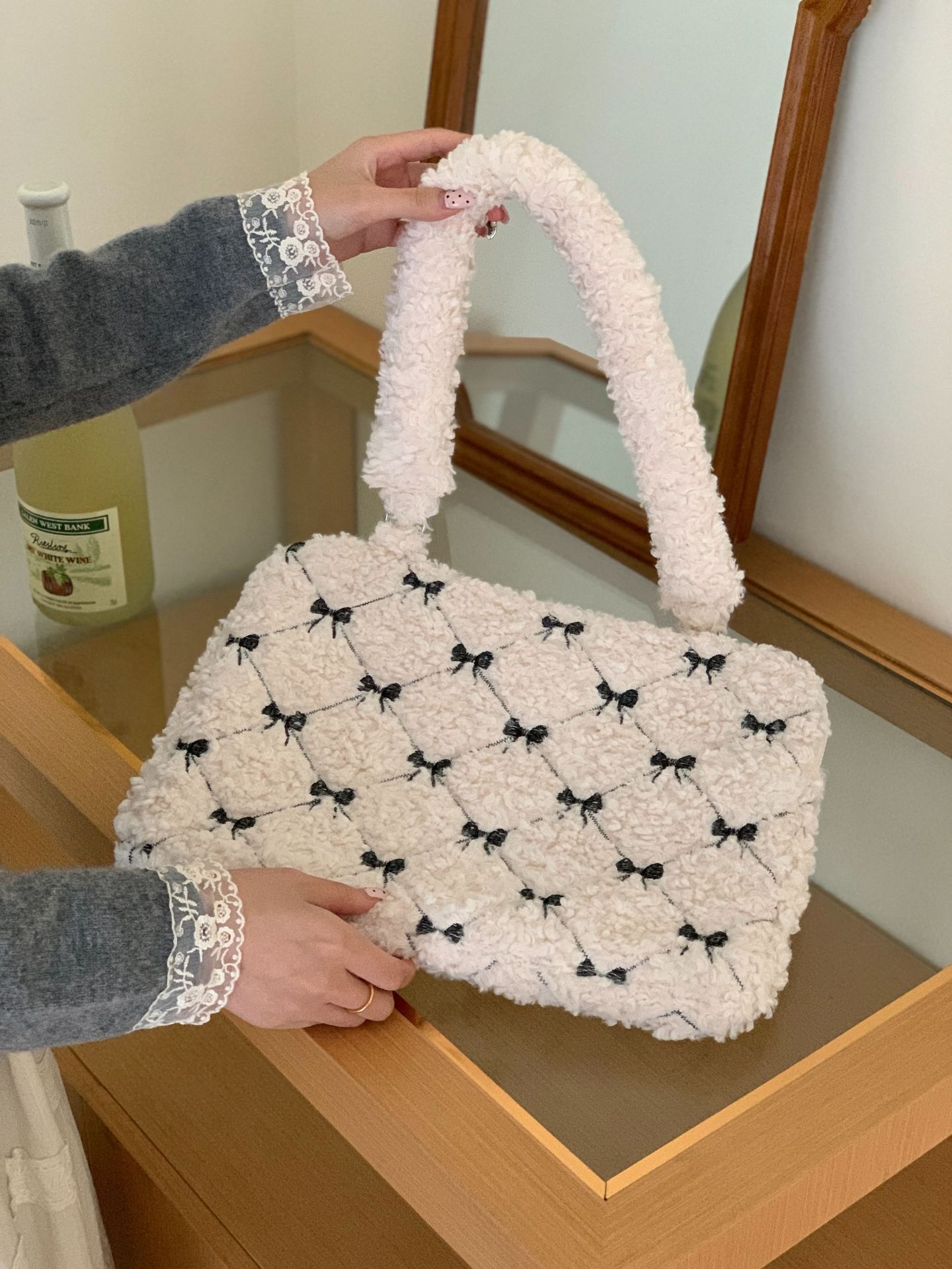 パソコンケース もこもこリボン刺繍のキルティングパソコンケース