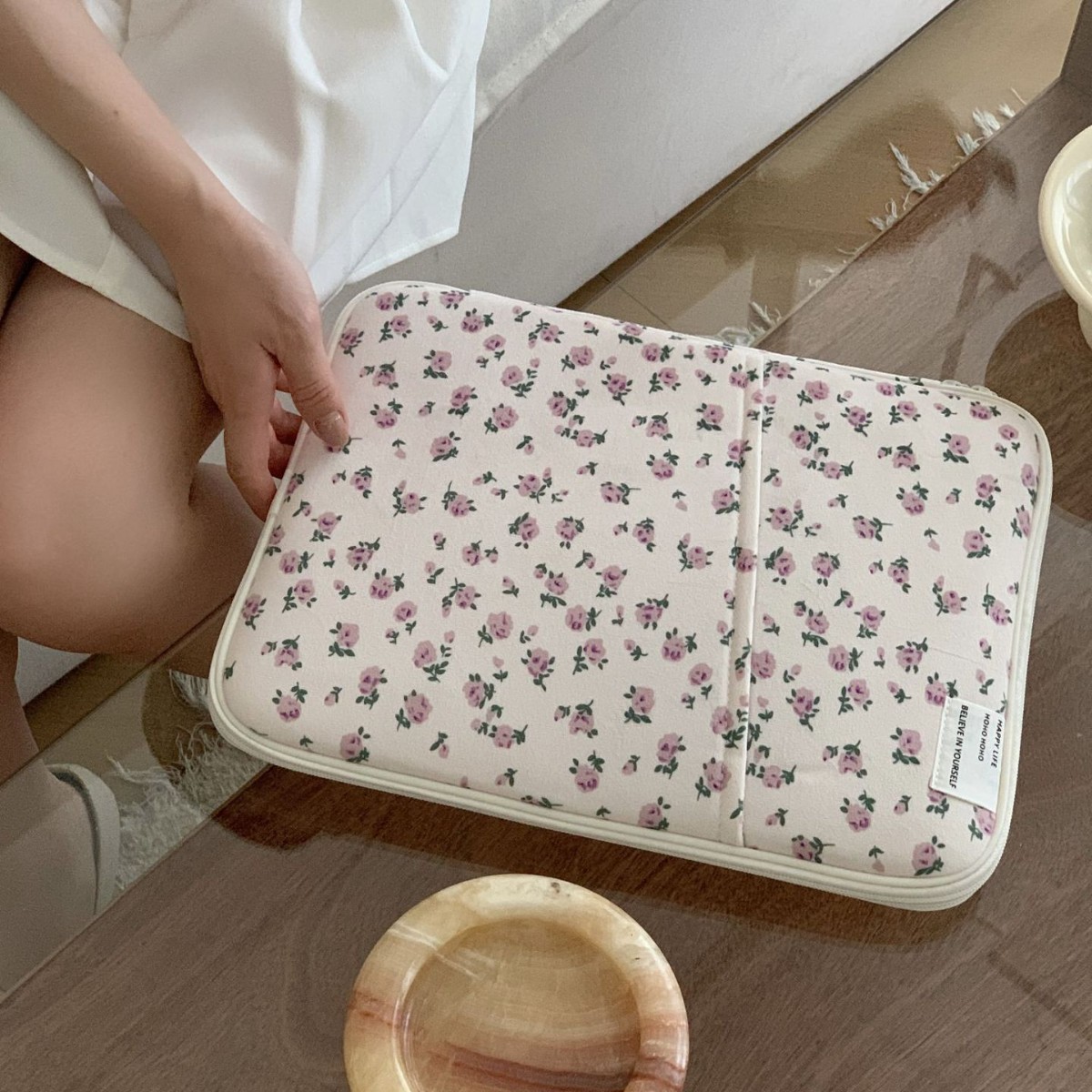 パソコンケース 小花柄散りばめデザインパソコン収納ケース