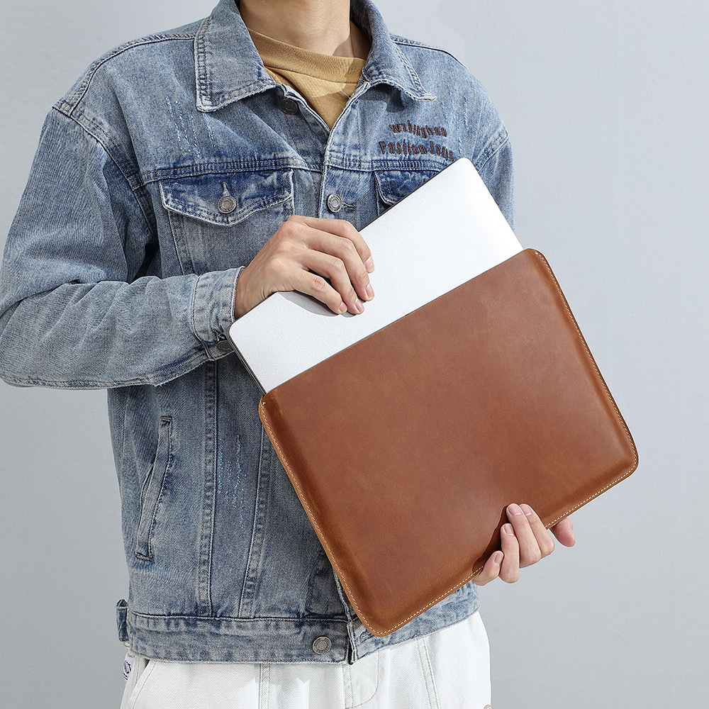 パソコンケース 本革仕立てのシンプルスリーブケース