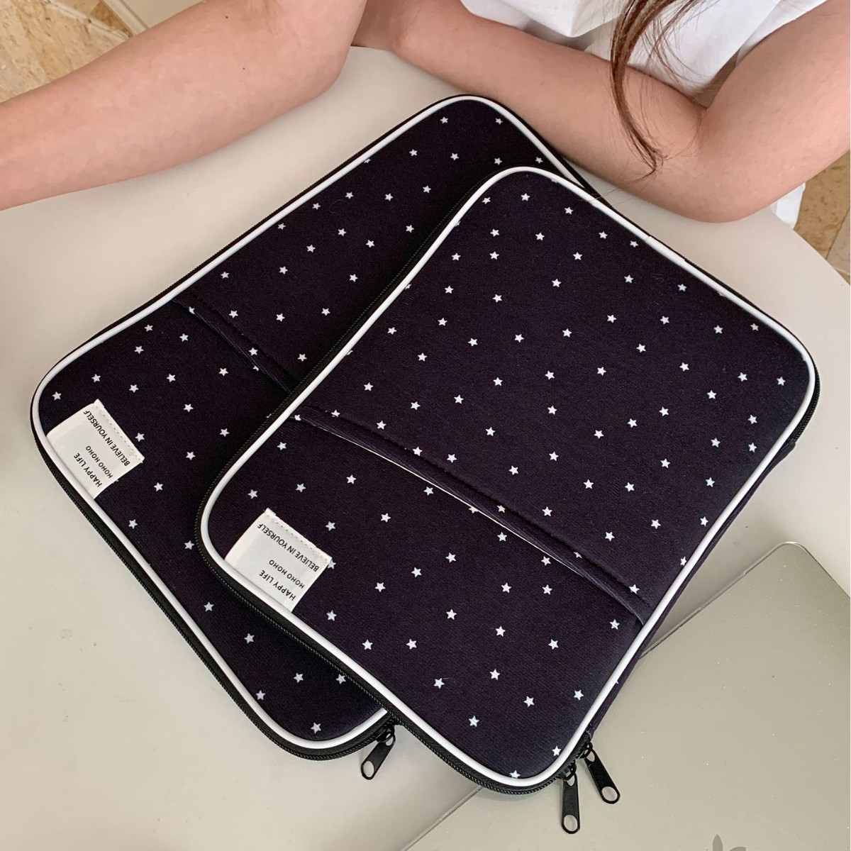 パソコンケース 星柄刺繍の可愛いパソコン収納ケース