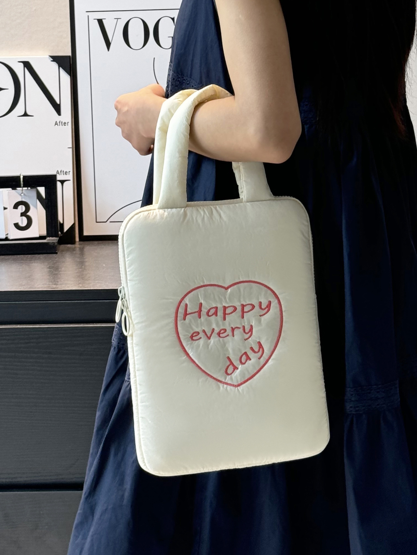 パソコンケース 毎日幸せハート刺繍キルティングパソコンケース