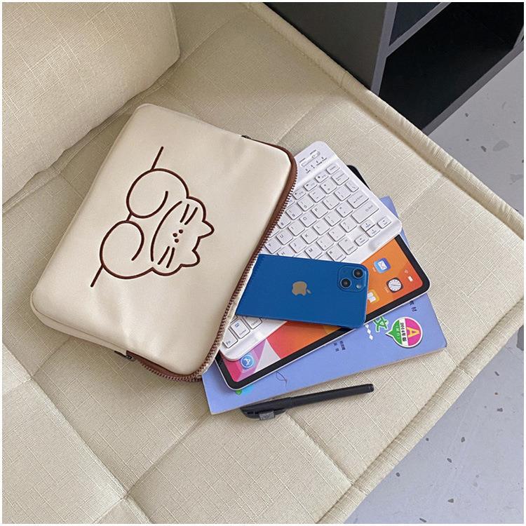 パソコンケース ほっこり猫ちゃんイラスト刺繍パソコンケース