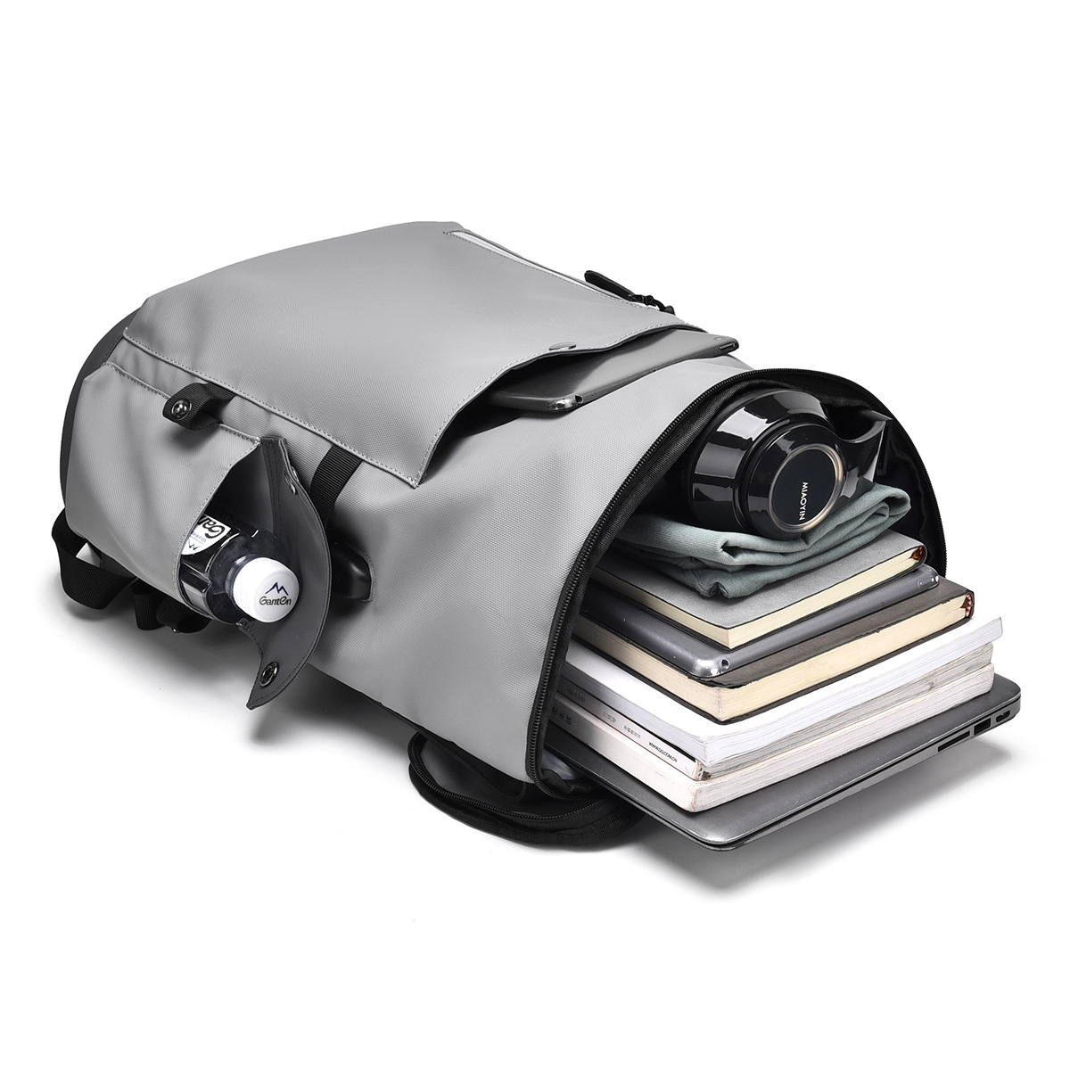 パソコンケース 多機能フラップ式背負いパソコンリュック