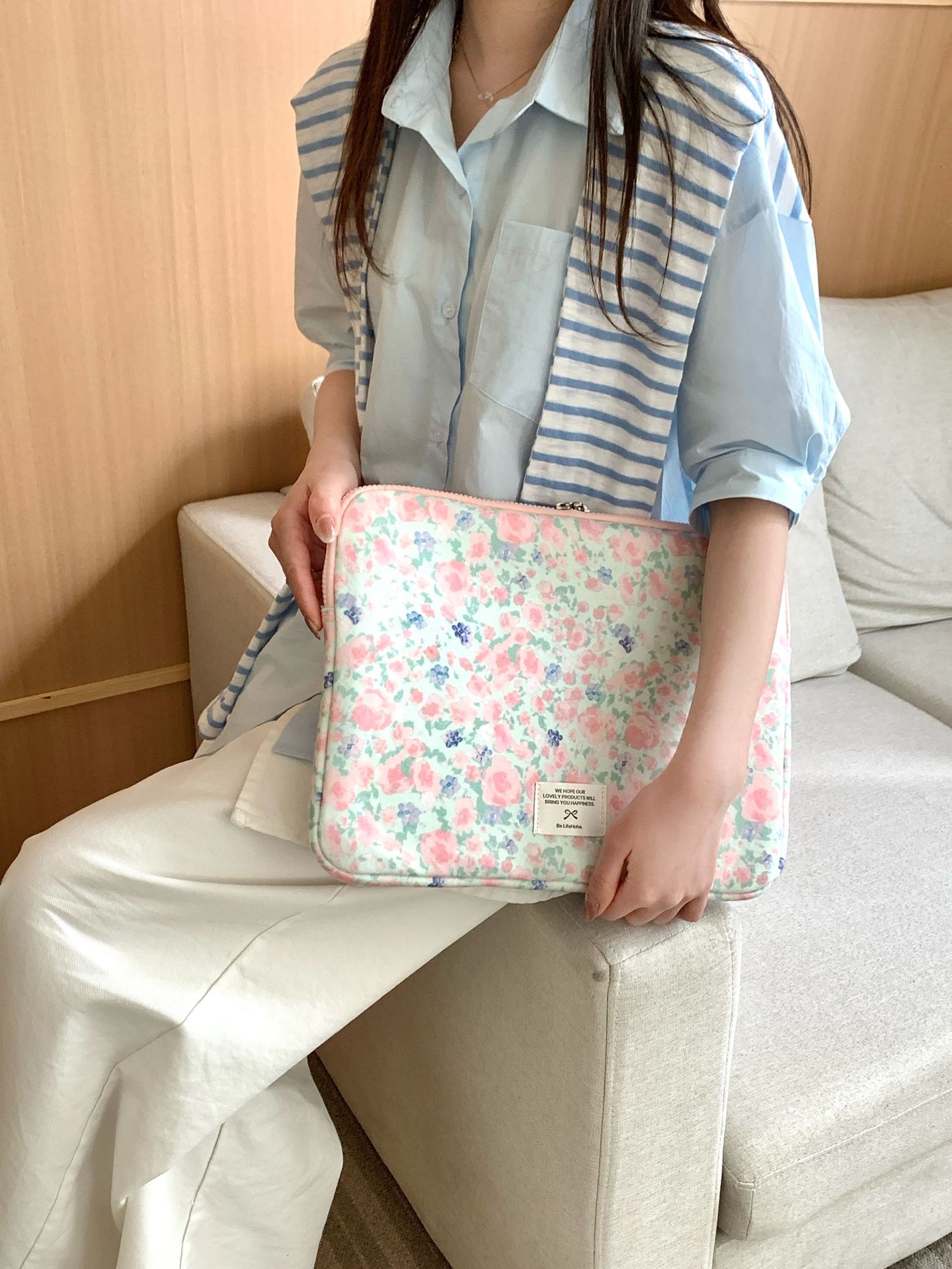 パソコンケース 小花柄キルティング加工パソコン収納ケース