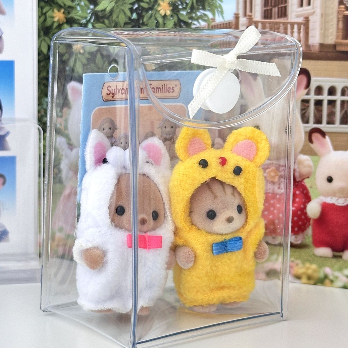 フィギュアケース 小型 透明アクリル製小型人形展示保護収納箱