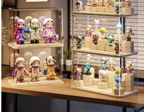 フィギュアケース 段差式透明扉付き小型