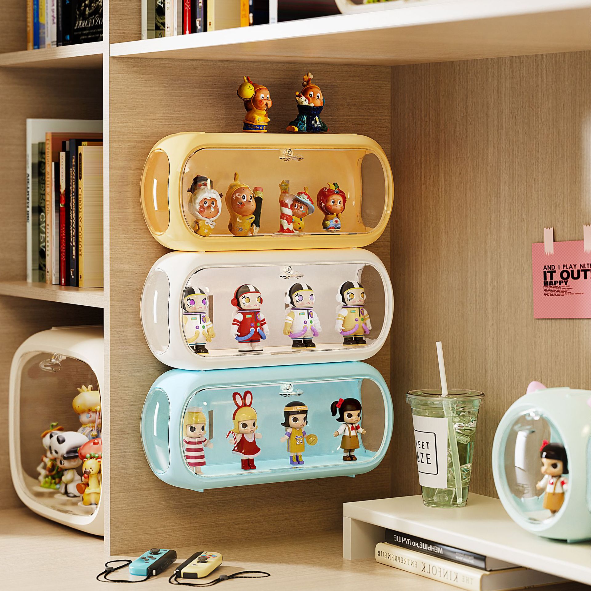 フィギュアケース 壁掛け式透明カプセル型小物収納ケース 小型