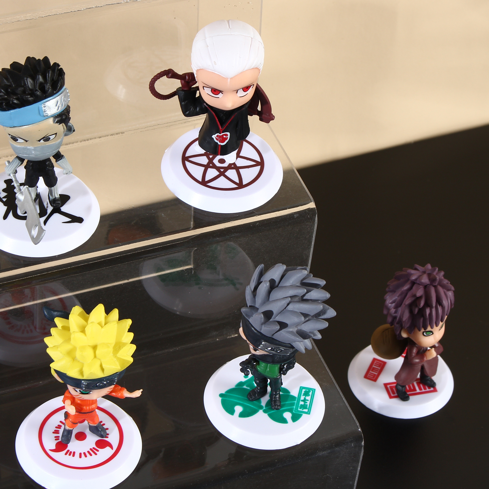 フィギュアケース 三段階コレクションディスプレイ