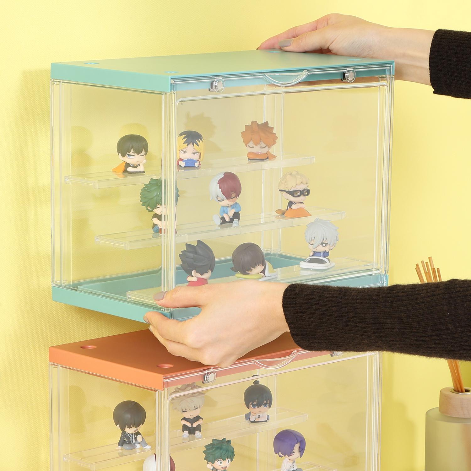 フィギュアケース 小型 薄緑色 3段収納