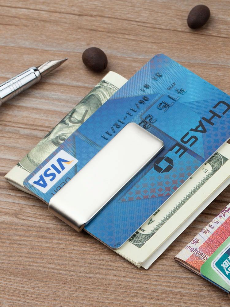 https://fulmo-img-server.com/cashgrip/042dc86a-9a19-4752-8f81-c6195058e222.jpg