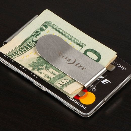 マネークリップ 高級感あふれるステンレス製の質感