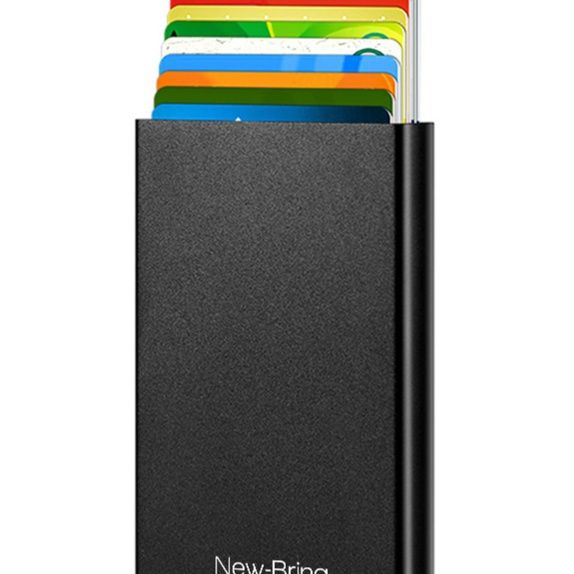 マネークリップ 級感のある本革素材を使用スタイリッシュなマネークリップ機能