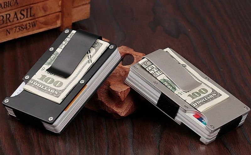 マネークリップ 金属製マネークリップ付きスリムカードケース財布