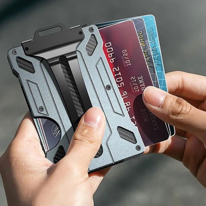 マネークリップ アーマー型カードケース付きマネークリップ財布