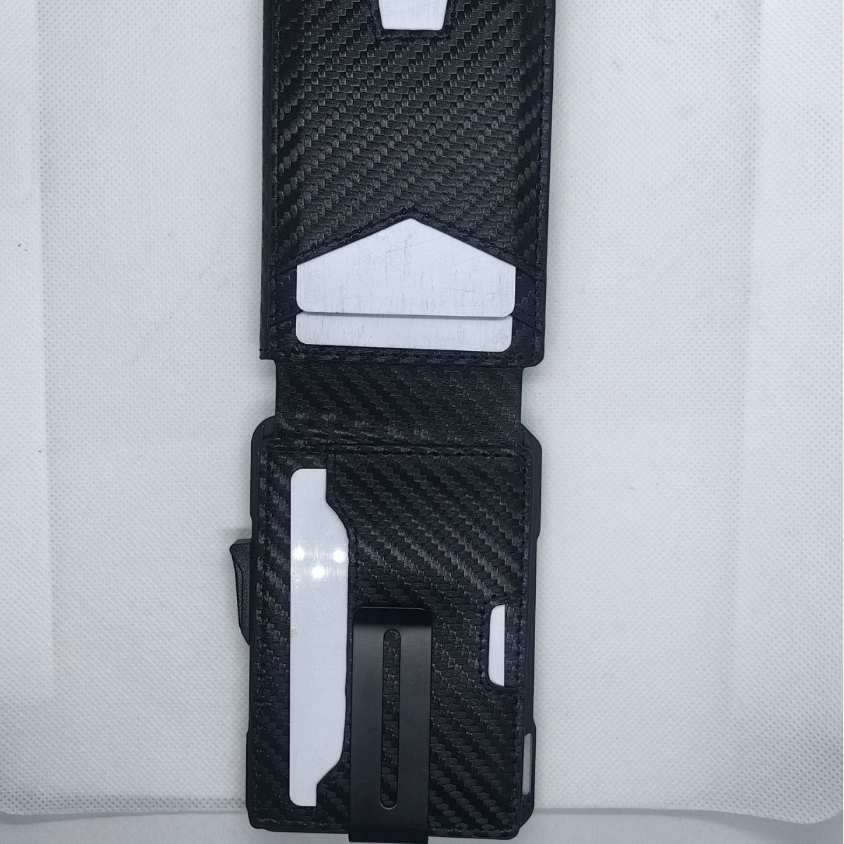 https://fulmo-img-server.com/cashgrip/5eb215a7-b23a-4247-b806-6169eccdaf45.jpg