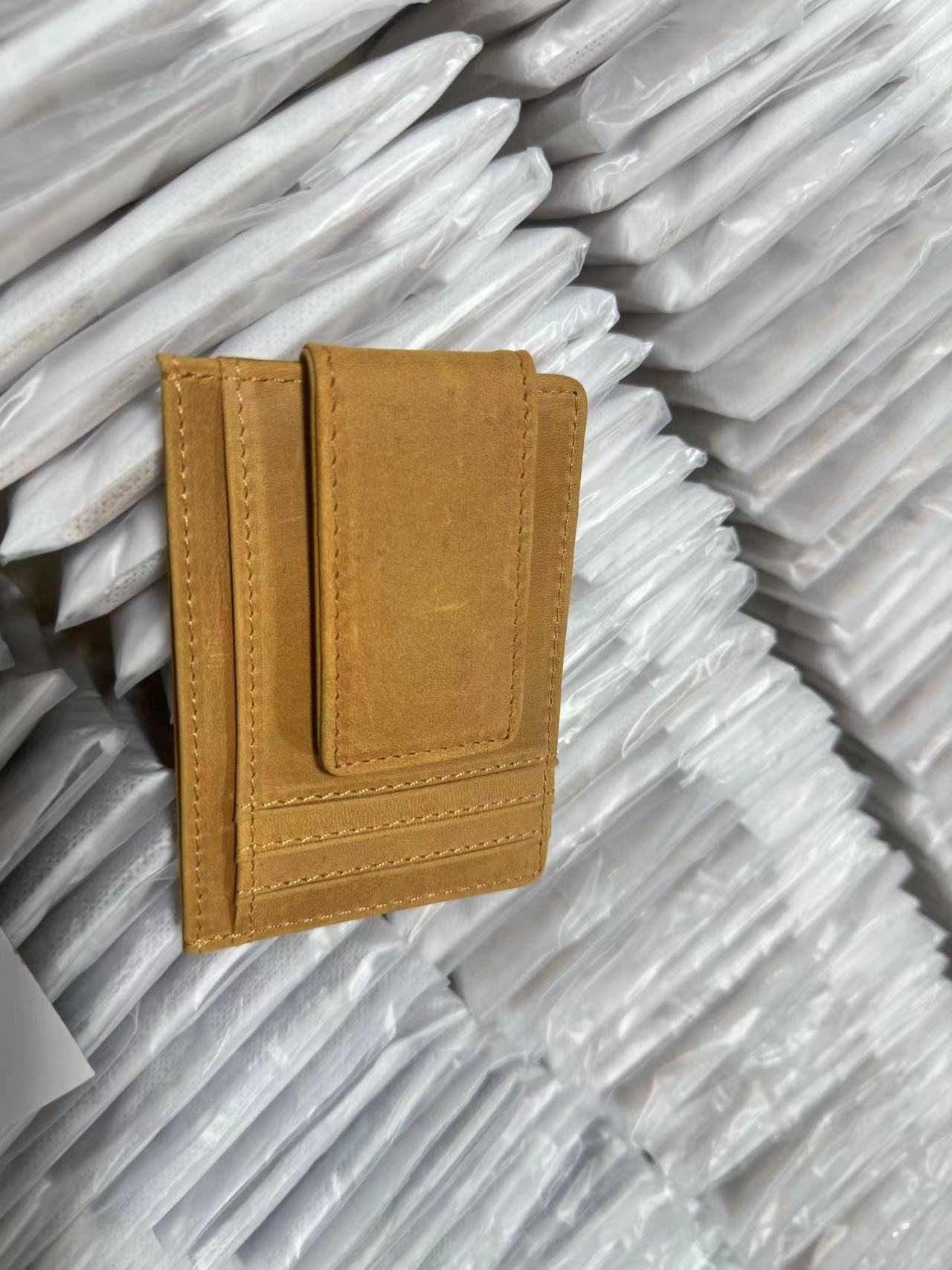https://fulmo-img-server.com/cashgrip/795836f1-4243-4b88-9880-4cf2c065cc0b.jpg