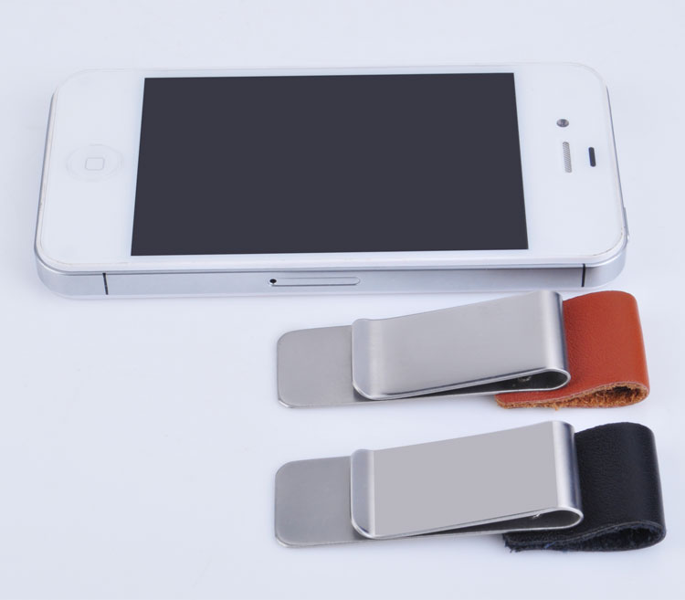 マネークリップ 上質革製二つ折りマネークリップ財布