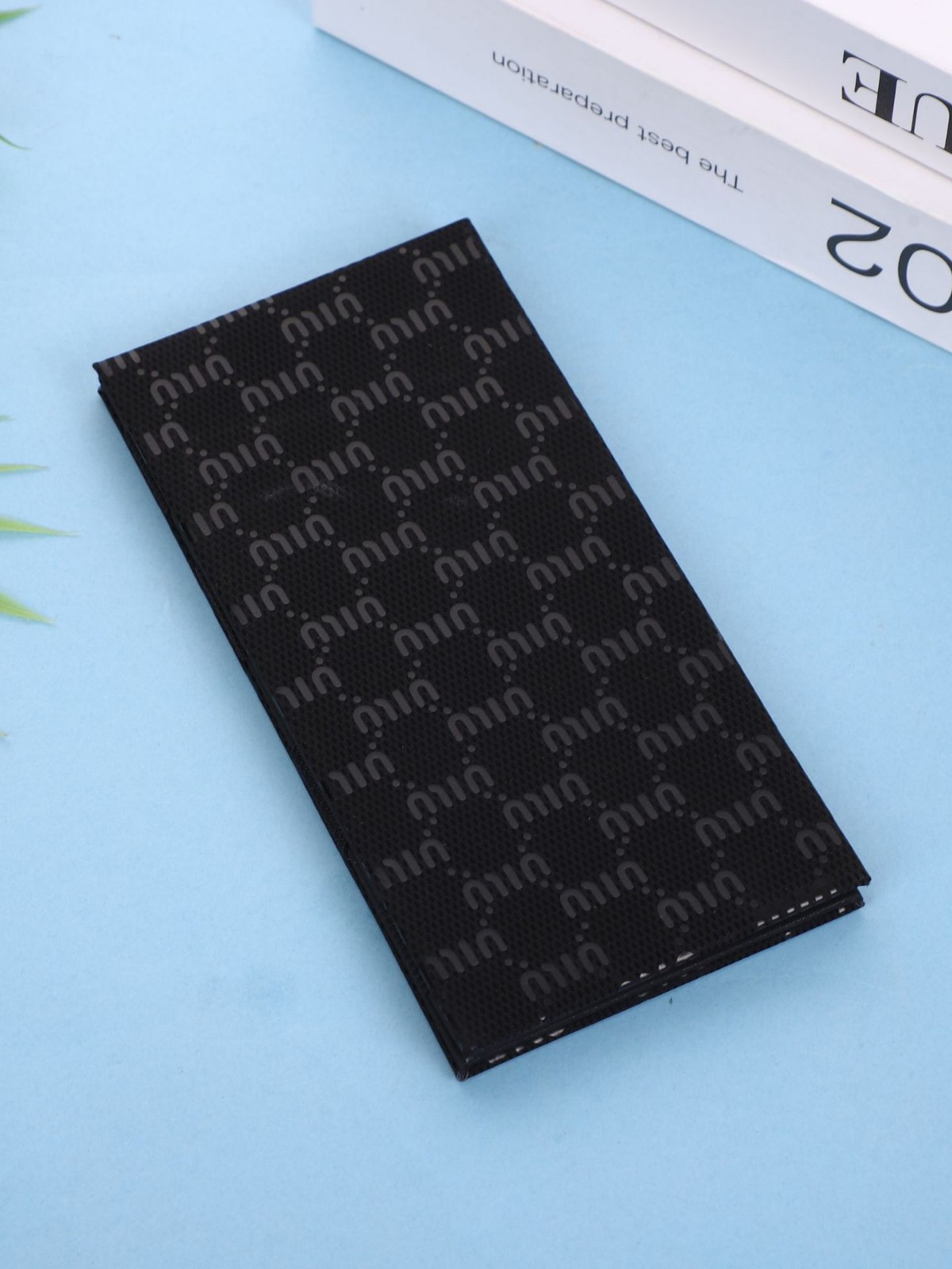 https://fulmo-img-server.com/cashgrip/93077d75-3132-4b11-9cf8-ab150cf1091f.jpg