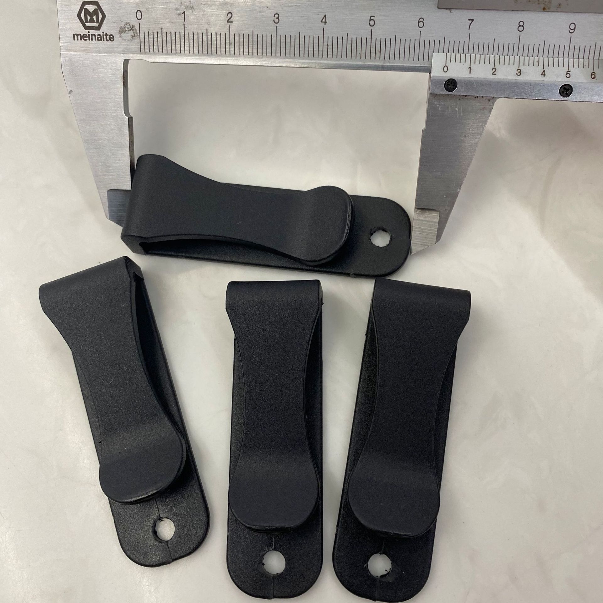 https://fulmo-img-server.com/cashgrip/c73ba872-ad41-420a-b026-621008396cd1.jpg