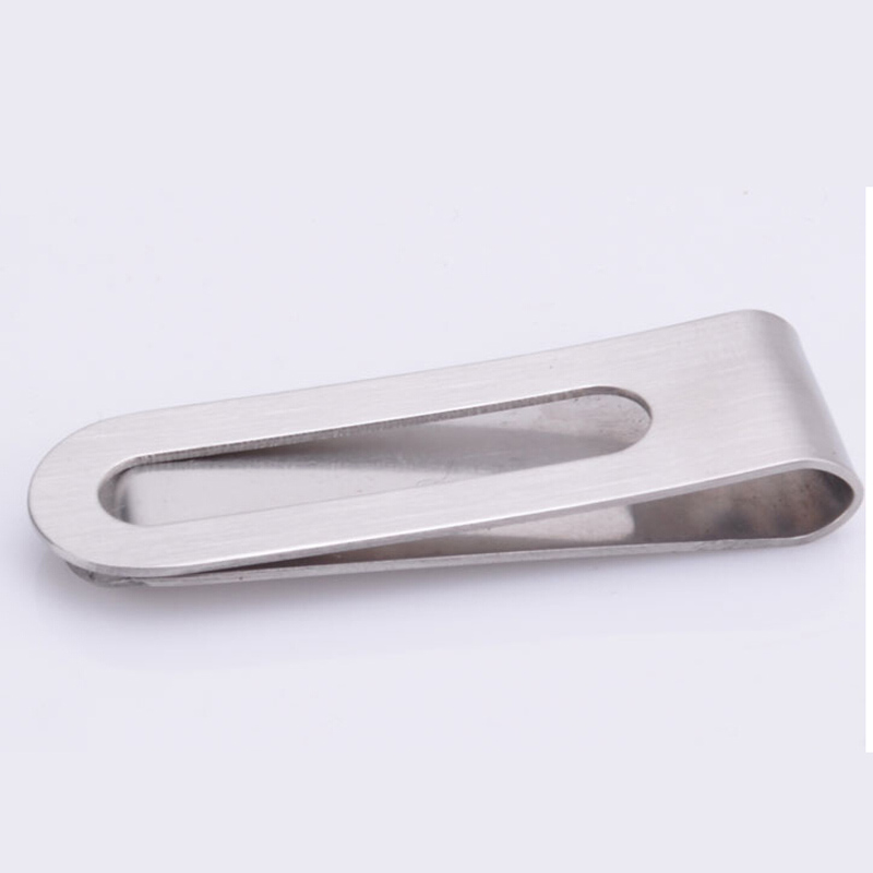 マネークリップ 洗練されたシンプルデザイン