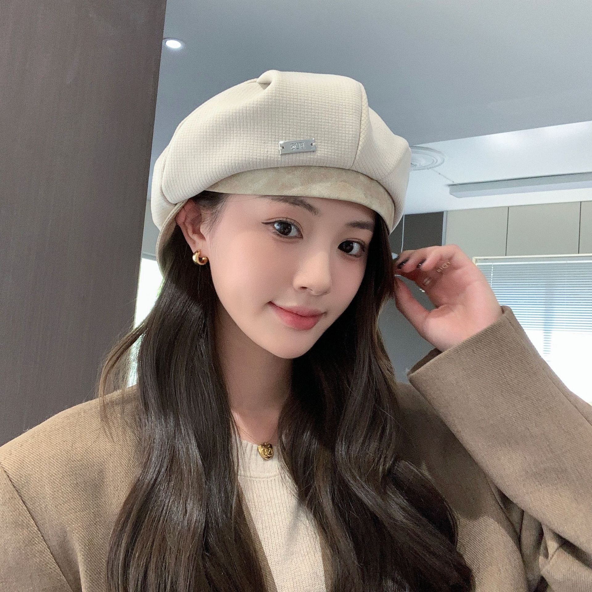 https://fulmo-img-server.com/casquetty/07f994b3-13db-4955-8ebf-d223a9158e46.jpg