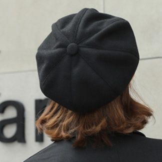 ベレー風ウールボリュームキャスケット調節紐付き