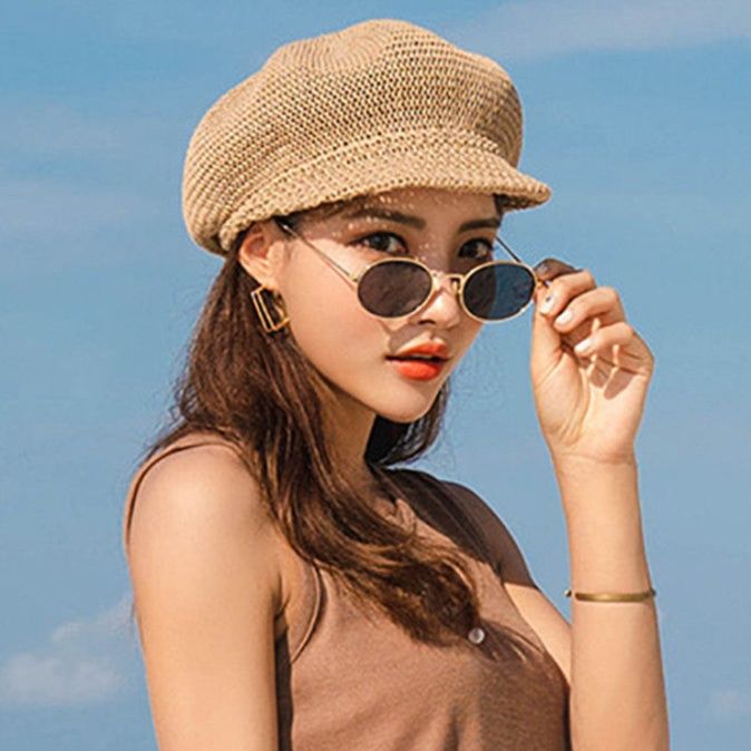 ナチュラル編み目が涼しげな麦わらキャスケット