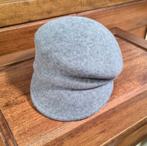 キャスケット ボリューム感のあるクラシックウールキャスケット