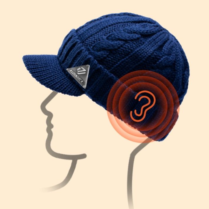 ウール混ケーブル編みつば付きニットキャスケット