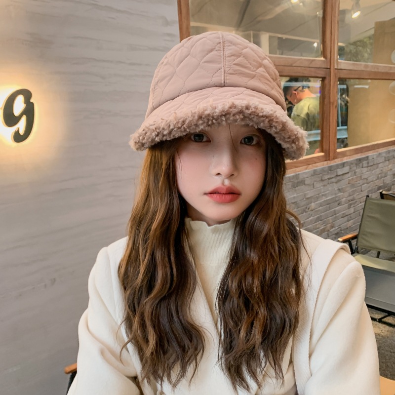 ボア付きキルティングキャスケット帽女性用小顔効果