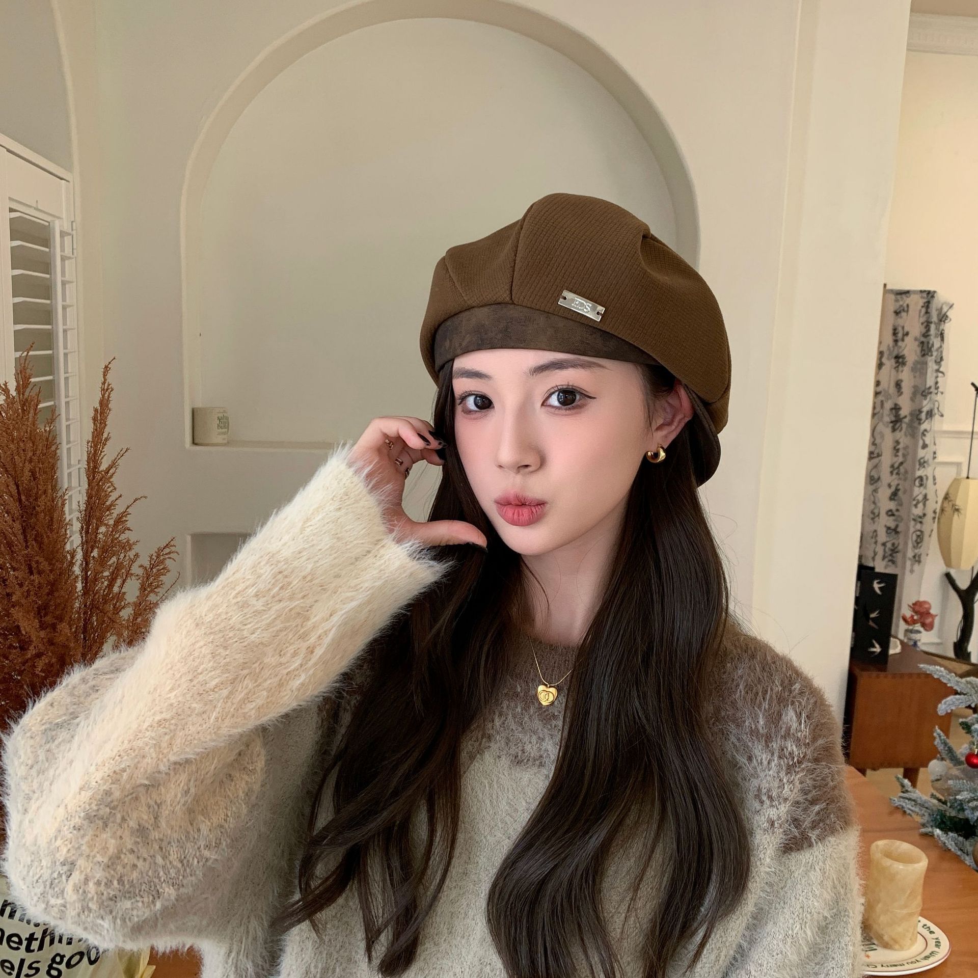 https://fulmo-img-server.com/casquetty/4525f80f-33c1-4b4a-8723-49223f2f7e4b.jpg