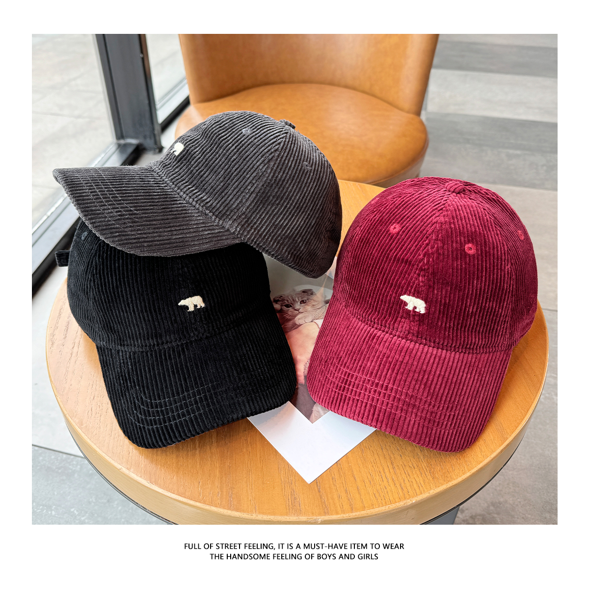 キャスケット 小熊刺繍入りコーデュロイキャップ