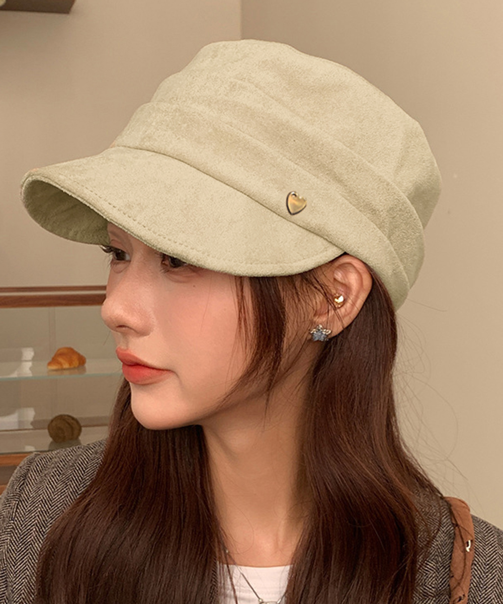 ハート飾り スエード調キャスケット 秋冬帽子
