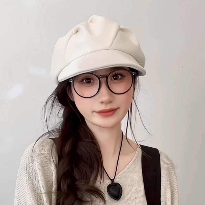 ボリュームたっぷり八角ウールキャスケット