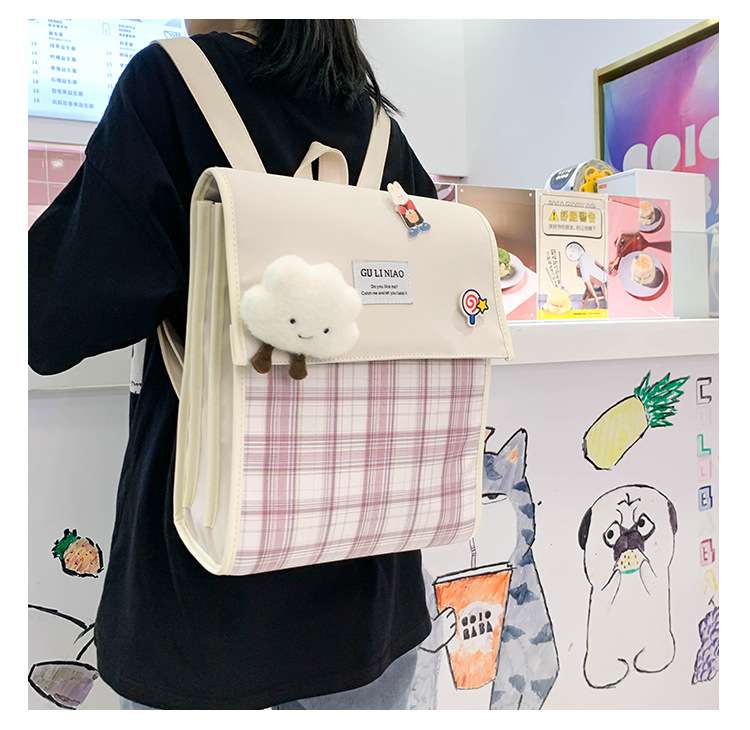 カジュアルコーデ  ふわもこ雲つき学生風チェックリュック