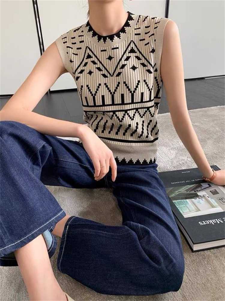 https://fulmo-img-server.com/casualfa/1756445729613_63goqkod_s8ps5lp0.jpeg