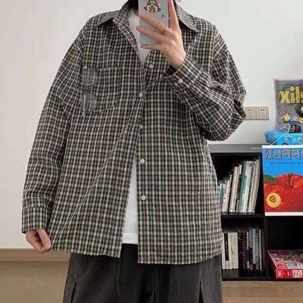 カジュアルコーデ チェック柄オーバーサイズシャツ