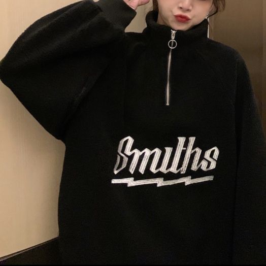 カジュアルコーデ レディース ロゴ入りスウェット ゆったりハーフジップ トレーナー