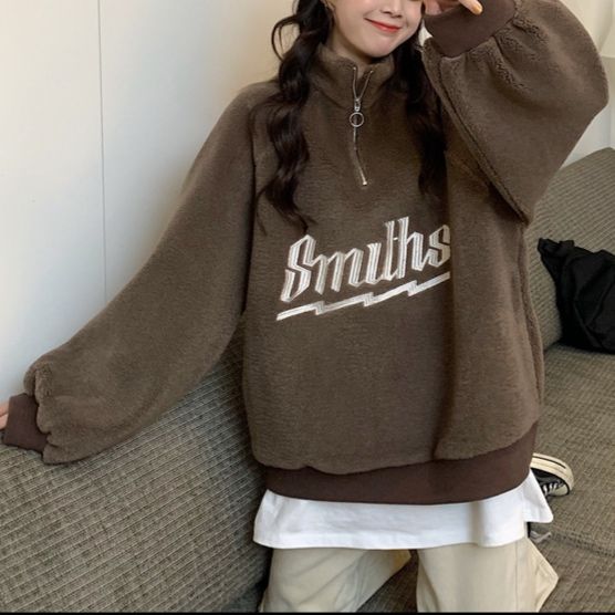 カジュアルコーデ レディース ロゴ入りスウェット ゆったりハーフジップ トレーナー