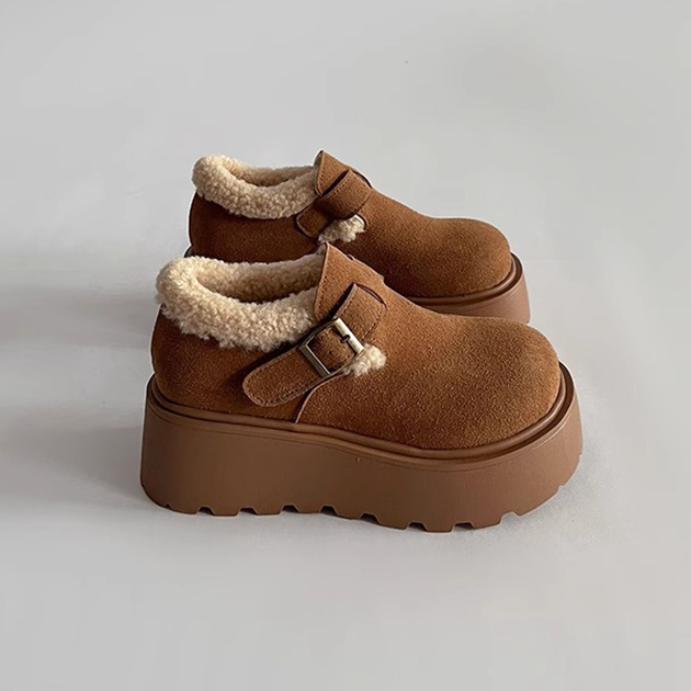 カジュアルコーデ レディース ムートン調 厚底ショートブーツ 裏ボア 暖かい美脚ブーツ