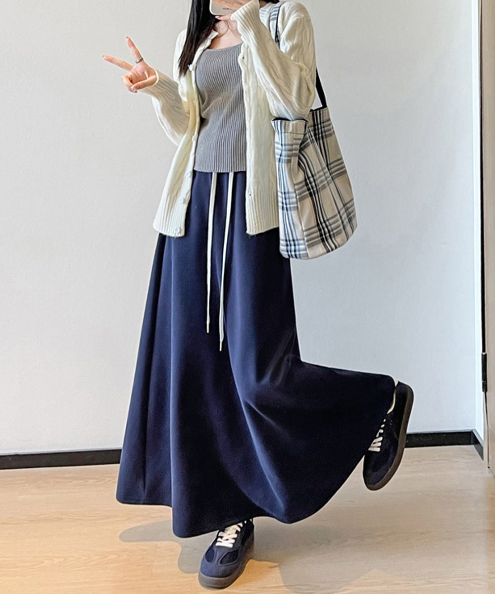 カジュアルコーデ ウエストゴム スウェット ロングスカート 美脚 春秋冬