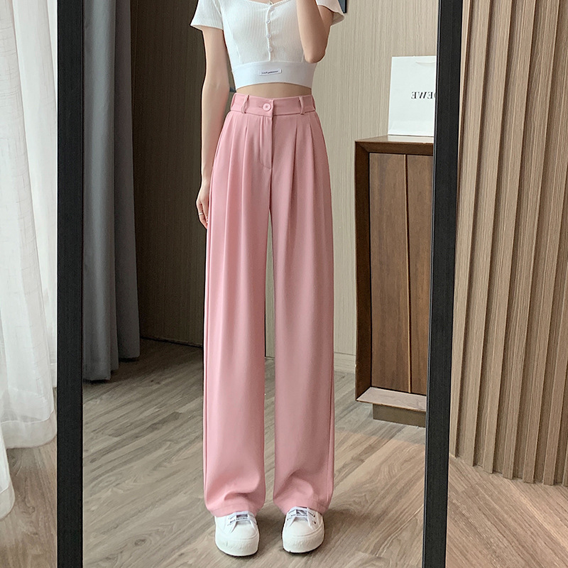 カジュアルコーデ ゆったりワイドストレートパンツ