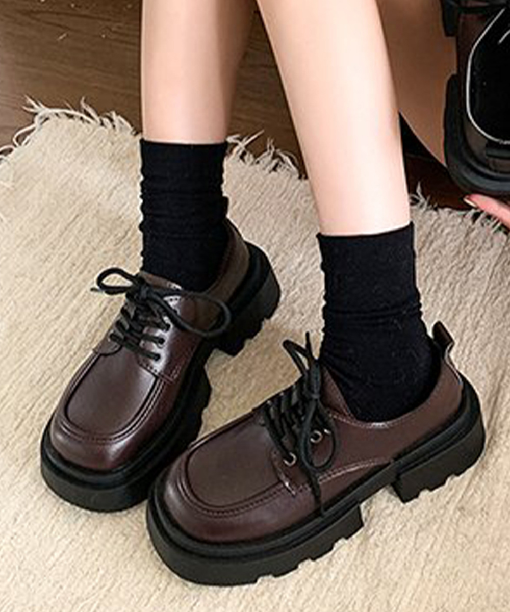 カジュアルコーデ 厚底編み上げスニーカー レザー調太ヒール靴