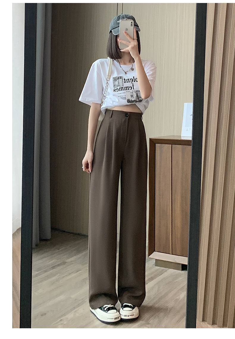 カジュアルコーデ ゆったりワイドストレートパンツ