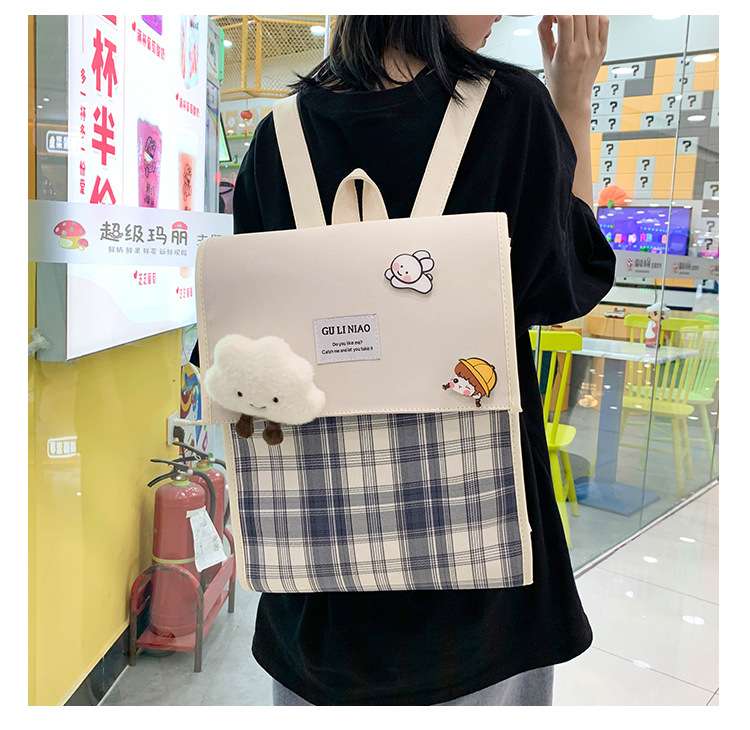 カジュアルコーデ  ふわもこ雲つき学生風チェックリュック