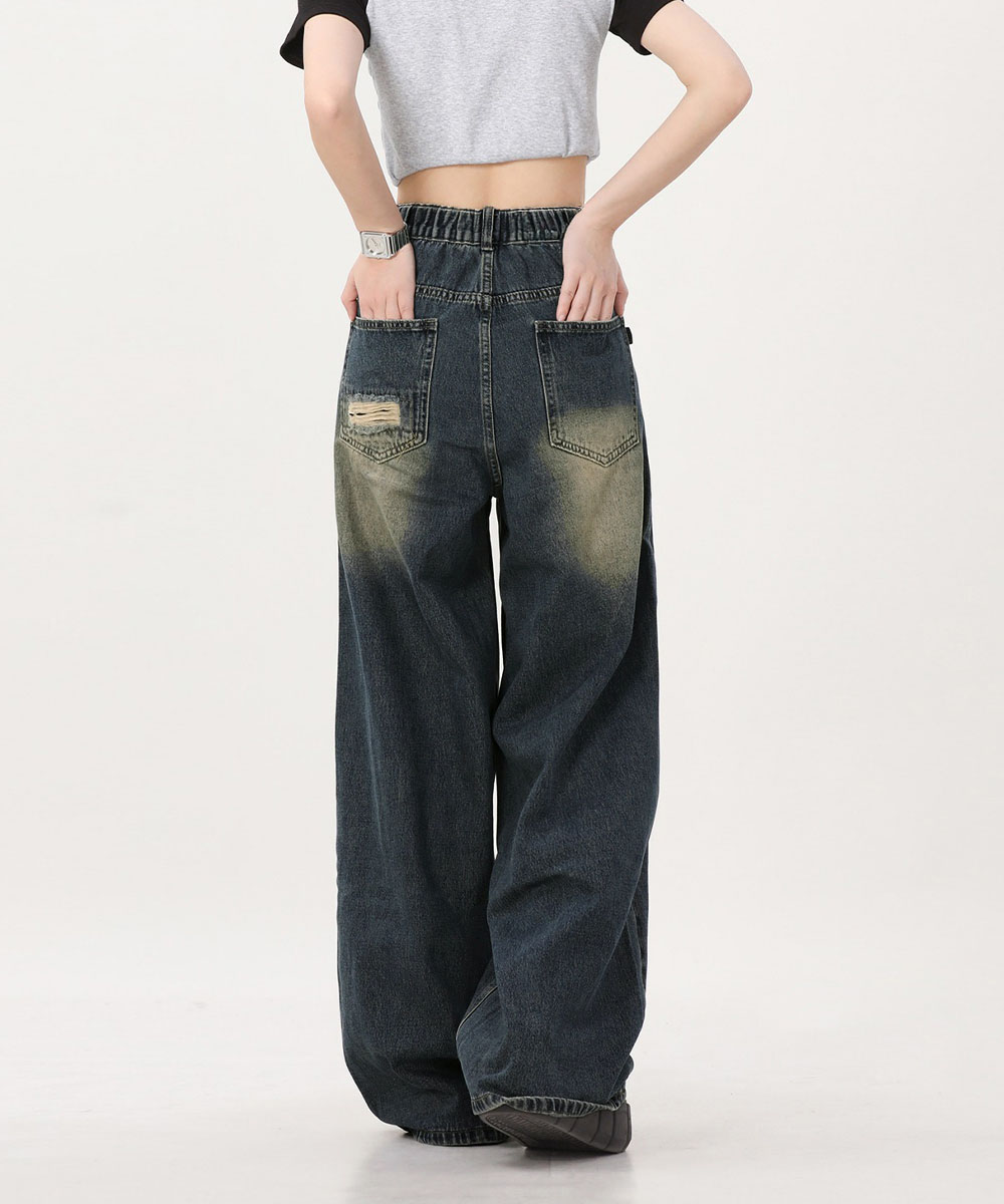 カジュアルコーデ 大胆破れ加工デニムパンツ 古着風ワイドジーンズ
