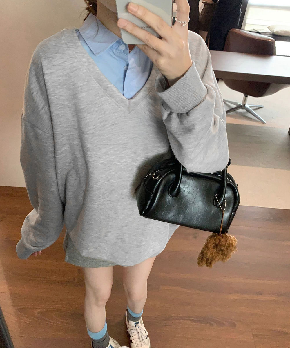 カジュアルコーデ レディース重ね着風スウェット長袖シャツ襟切り替え