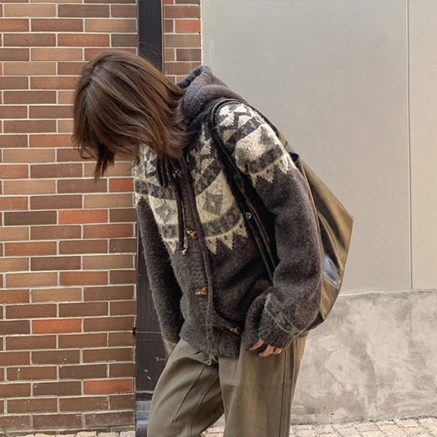 カジュアルコーデ 秋冬新作 北欧柄ニット厚手フード付きカーディガン