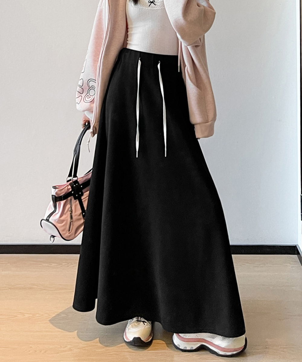 カジュアルコーデ ウエストゴム スウェット ロングスカート 美脚 春秋冬